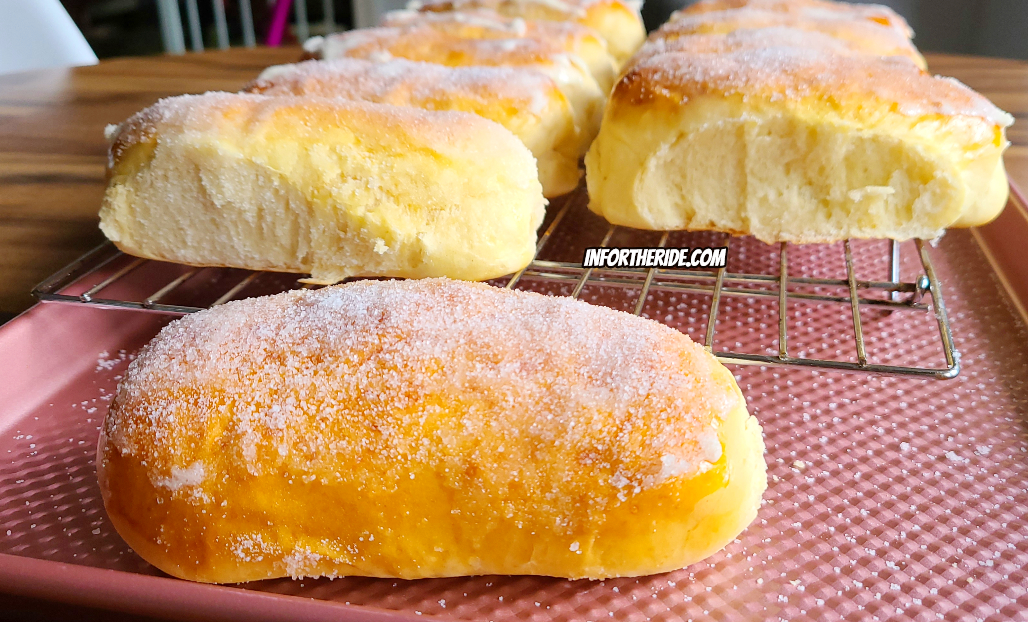 Filipino Cheese Bread | in for the ride